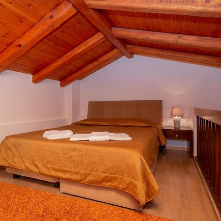 Ahilion Hotel Калаврита Екстериор снимка