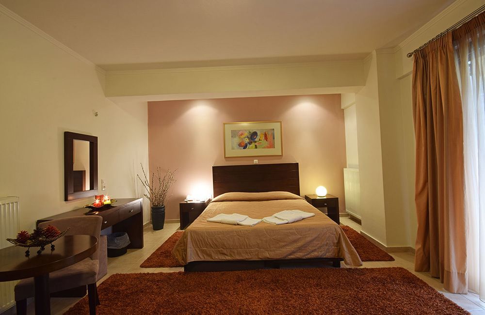 Ahilion Hotel Калаврита Екстериор снимка